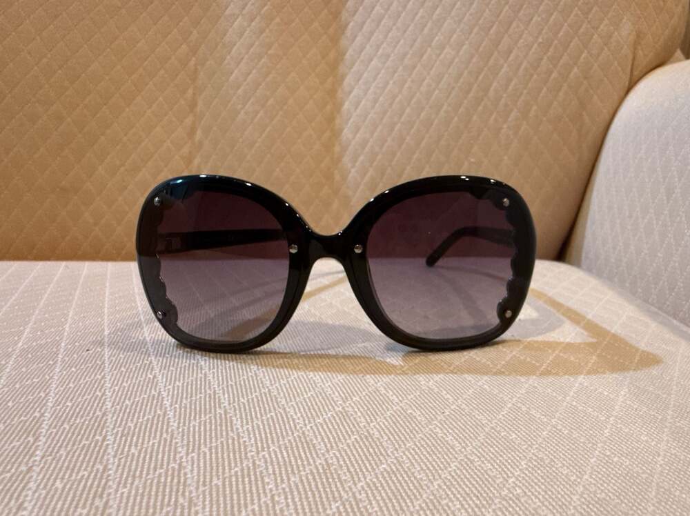 Chloe CE619S Women's Black Oversized Square Sunglasses - Picture 2 of 5